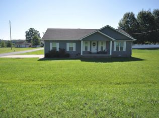 1238 Robinwood Dr, Benton, KY 42025