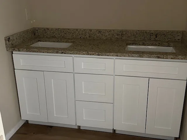 321 Nelson Rd — Photo 8