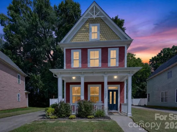 1308 Rising Oak Dr, Charlotte, NC 28206