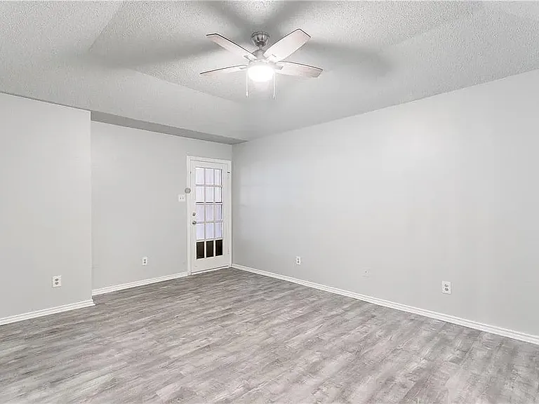 2029 Springwood Pl #A — Photo 11