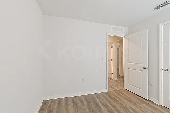 27008 Anthony Ave — Photo 10