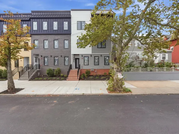 506 Davis Ave #904, Harrison, NJ 07029