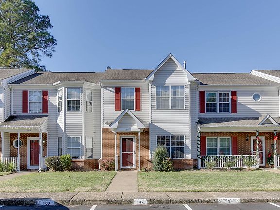 2nd image of 107 Sterling Ct