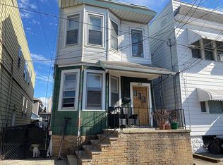 383 N 10th St, Belleville, NJ 07109