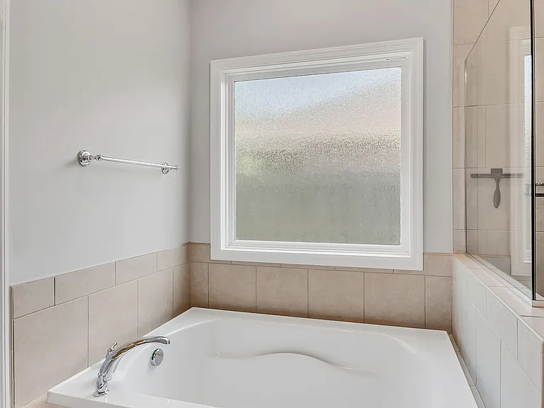 147 Ivy Vine Dr — Photo 8