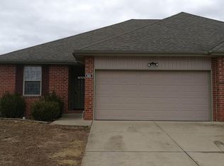 1968 S Fr 123, Springfield, MO 65807