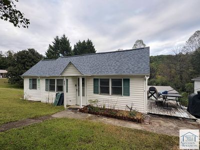 447 Melrose Dr, Bassett, VA, 24055