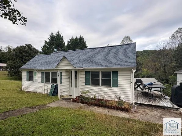 447 Melrose Dr, Bassett, VA 24055