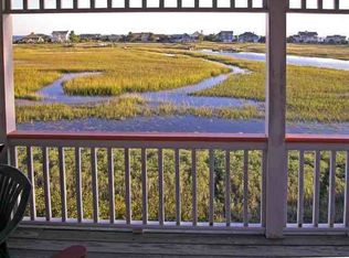 32 Sea Mist Rd, Saint Helena Island, SC 29920