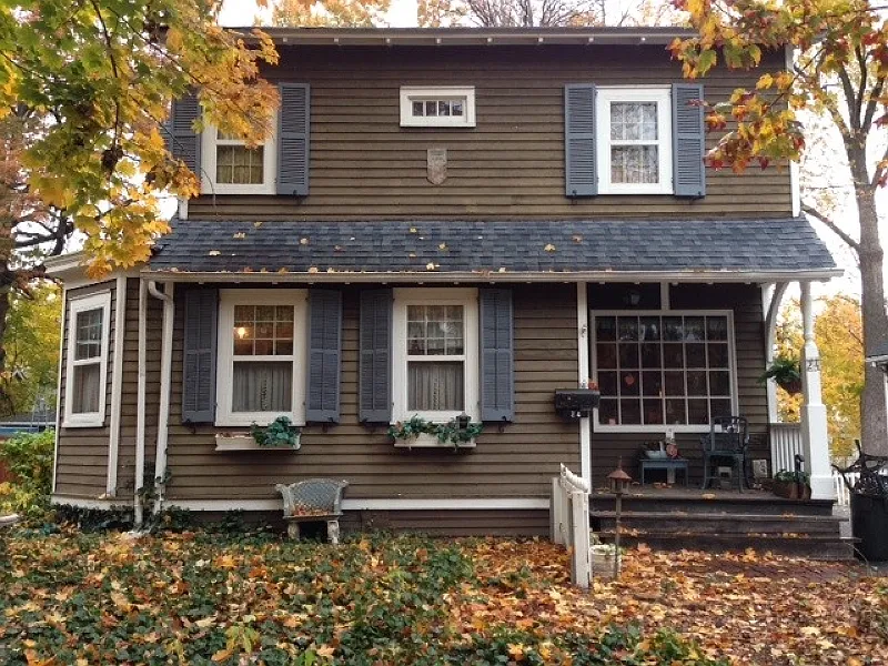 24 Erie Pl photo 1
