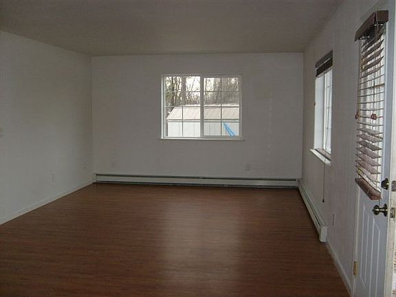5th image of 2706 Park Way