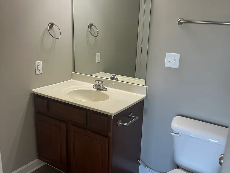 1320 E Brown School Rd — Photo 17