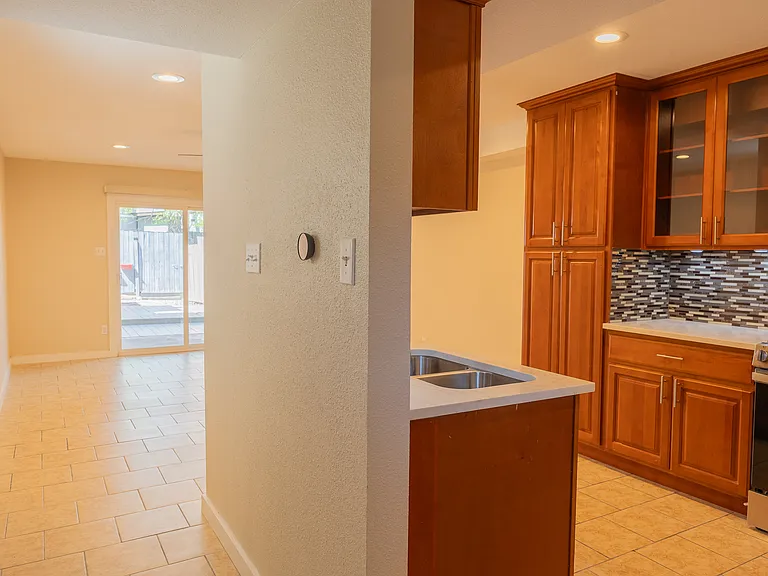 4906 Barkbridge Trl — Photo 14