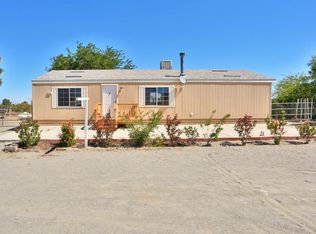 1990 La Mesa Rd, Pinon Hills, CA 92372
