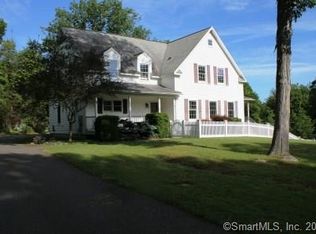 3 Lords Meadow Ln, Old Lyme, CT 06371