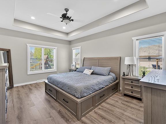 5th image of 2726 Avalon COURT