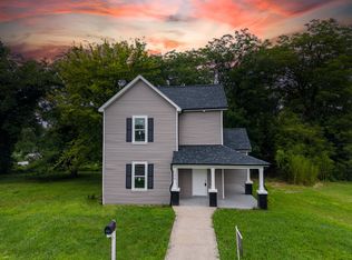 109 S Franklin St, Reidsville, NC 27320