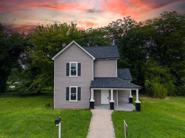 109 S Franklin St, Reidsville, NC 27320