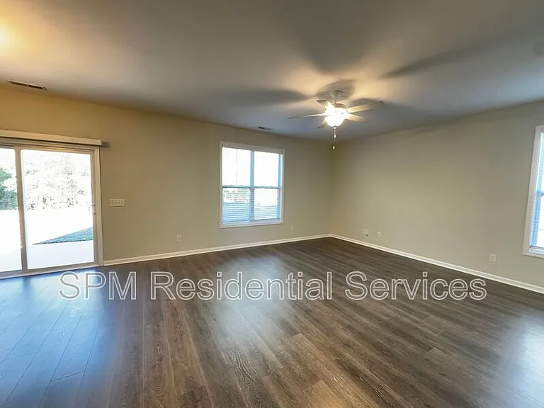 9393 Cassadine Ct NE — Photo 11