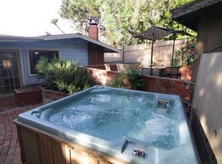 2139 Torrey Pines Rd, La Jolla, CA 92037