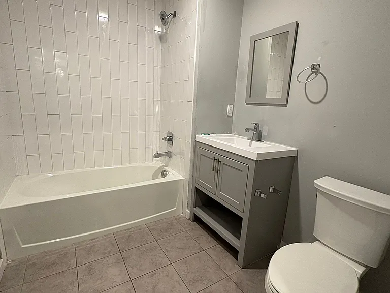 51 Carroll St #2 — Photo 6