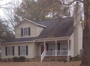 301 Riverbirch Ln, Hartsville, SC 29550