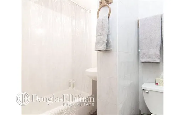 Rented by Douglas Elliman | media 10