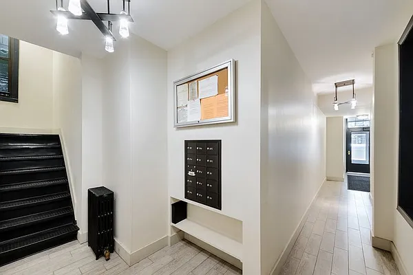 Sold by Compass | media 7