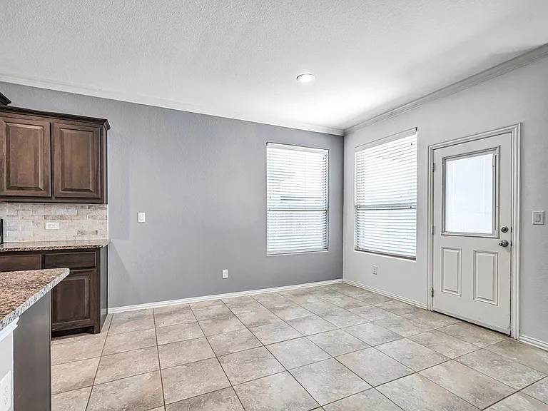 7017 Kate Reed Dr — Photo 7