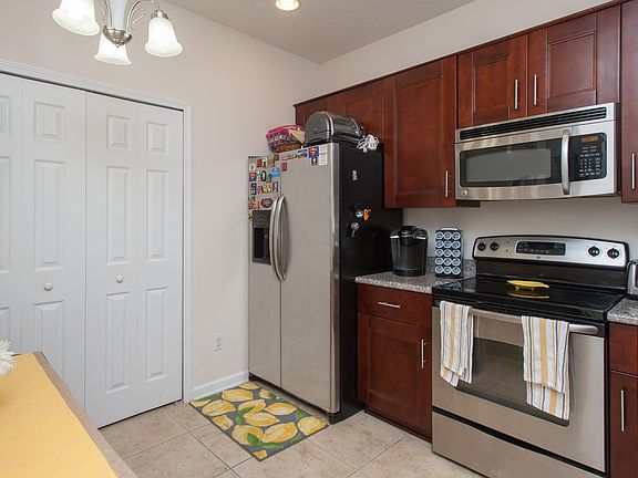 4th image of 11343 ESTANCIA VILLA Drive #301
