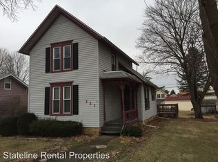 221 W Roosevelt Rd, Stillman Valley, IL 61084