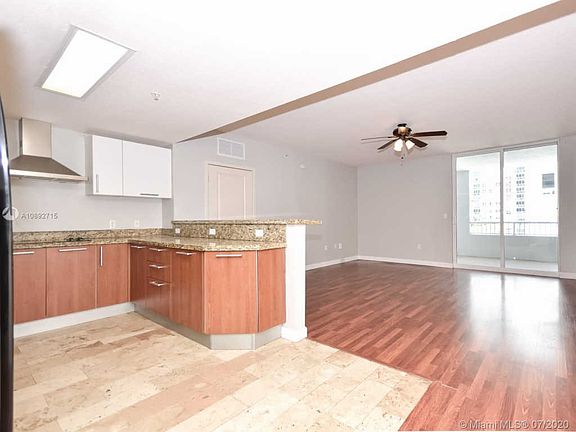 5th image of 170 SE 14th St APT 1508
