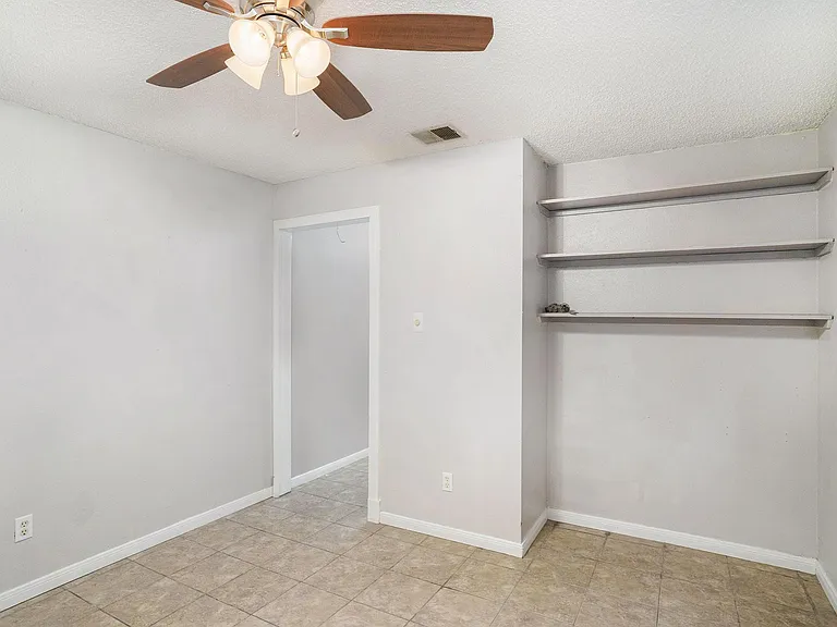17306 Fife Ln — Photo 15