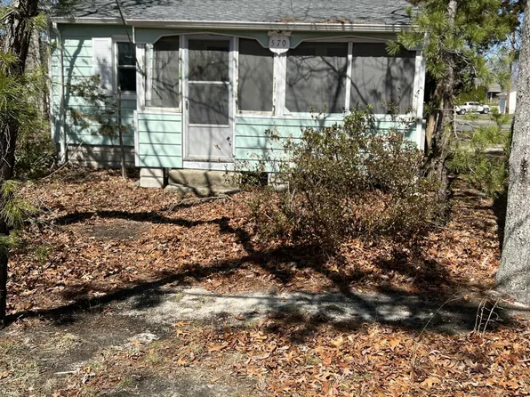 570 Vaughn Avenue, Forked River, NJ 08731