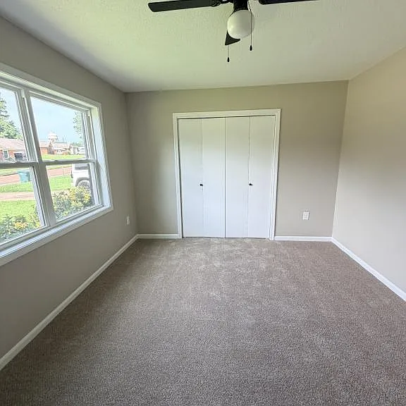 954 Boulder Cv — Photo 3