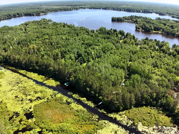 N8971 E Island Rd, Phillips, WI 54555