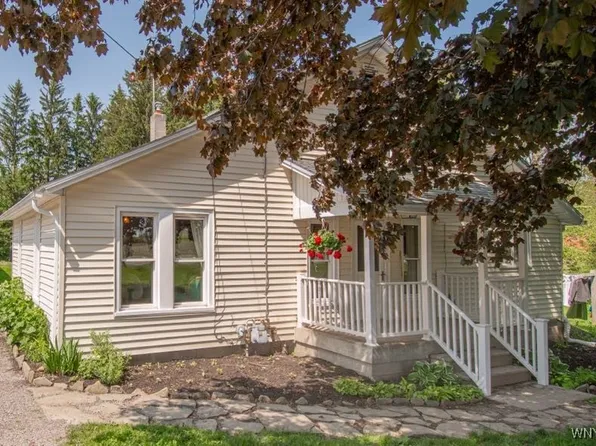 7113 Lagrange Rd, Pavilion, NY 14525