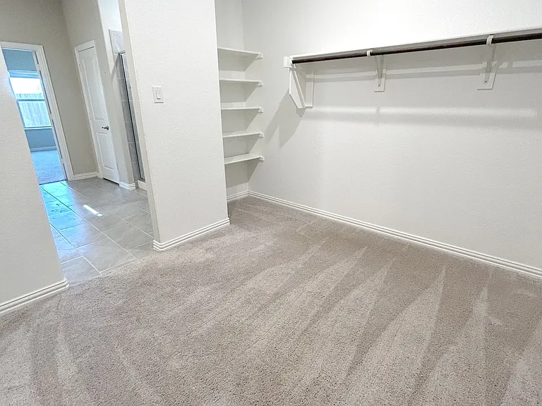 212 Stonebrook Trl — Photo 23