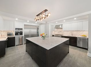 240 E 55th St #7BG, New York, NY