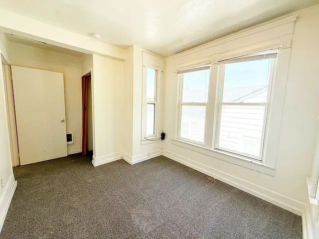 928 Pacific Ave — Photo 10
