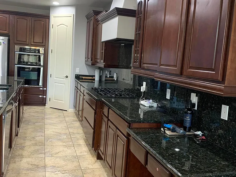 2219 E Wisteria Dr — Photo 7