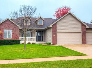 308 Thornhill Rd, Norwalk, IA 50211
