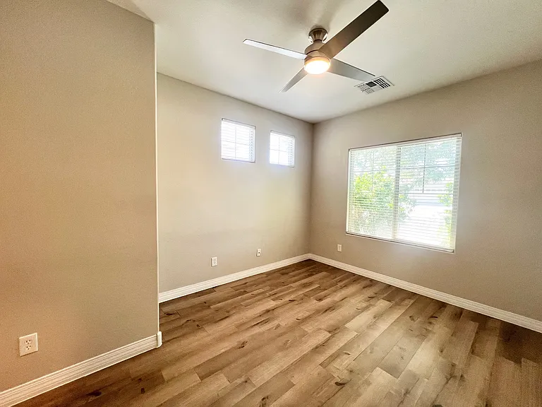 2936 E Tonto Dr — Photo 15