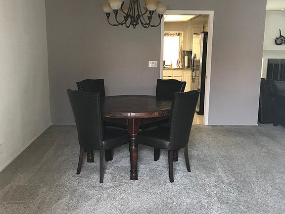 3rd image of 2190 Jamaica Blvd S