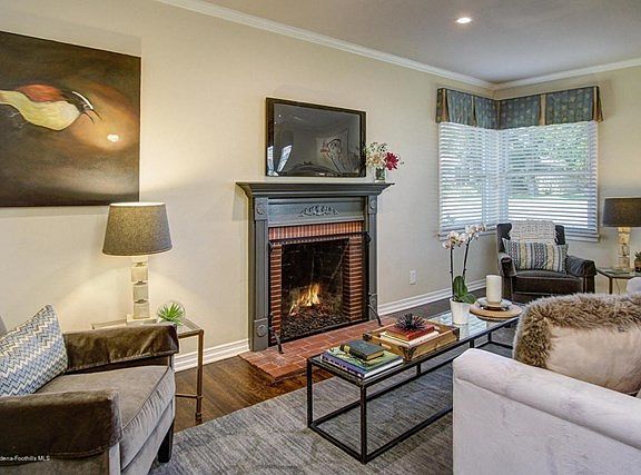 N Willard Ave 6468 009-mls