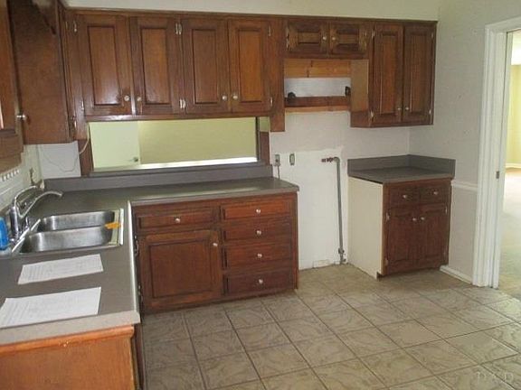 4th image of 1193 Ellison Dr