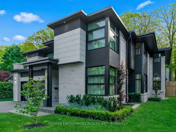 1308 Greenoaks Dr, Mississauga, ON L5J 3A5