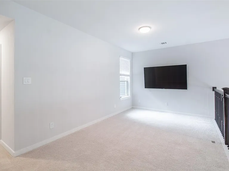 16647 Texas Hill Country Rd — Photo 21