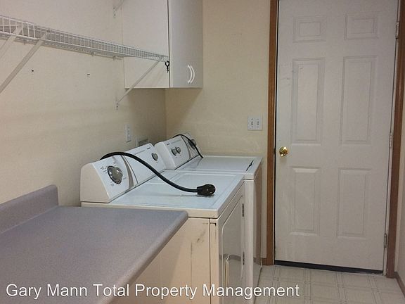 2nd image of 1510 S Bailey Ave