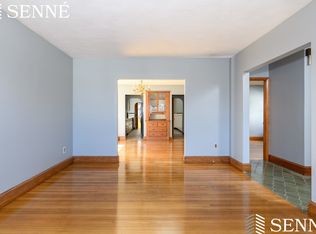 86 Ten Hills Rd #1, Somerville, MA 02145